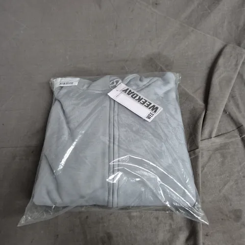 WEEKDAY ZIP THROUGH JACKET IN BLUE DUSTY LIGHT SIZE UK L