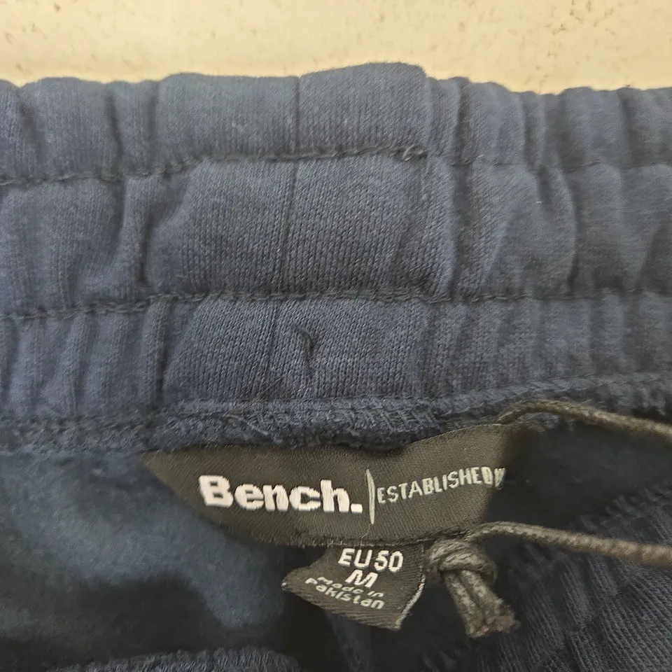 BENCH NAVY SHORTS – ELASTIC DRAWSTRING WAIST (UK 40 / EU50)