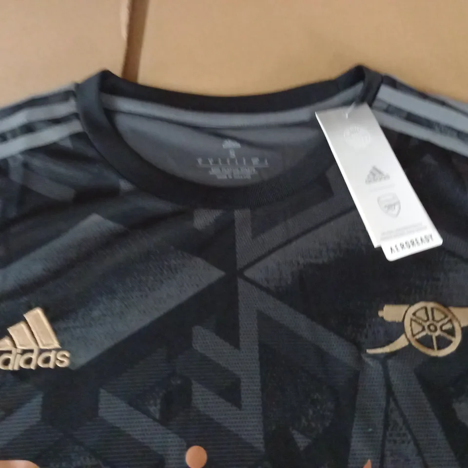 ARSENAL FOOTBALL SHIRT - S