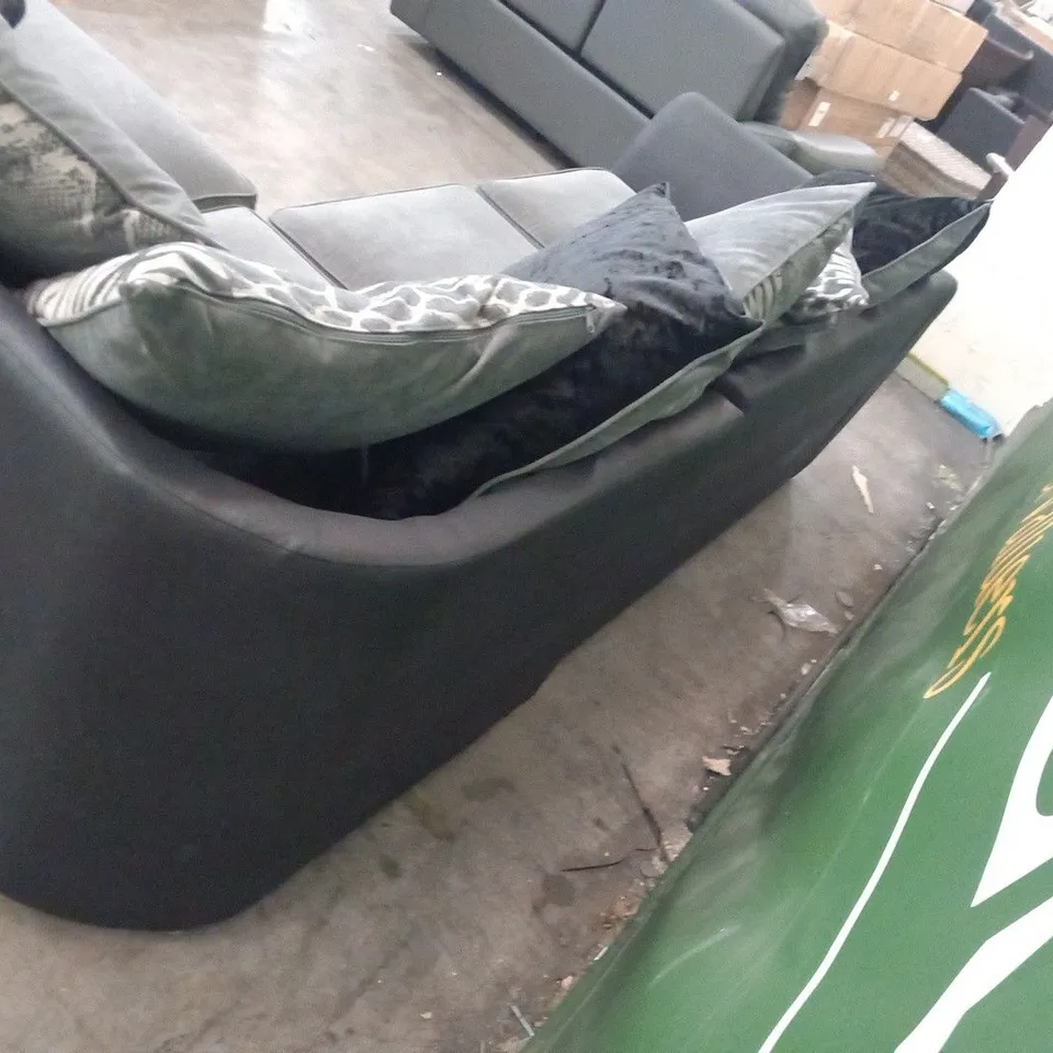 DESIGNER HILTON GRACELANDS GRAPHITE FABRIC AND VIPER BLACK SUEDE EFFECT FABRIC CORNER SOFA WITH SCATTER CUSHIONS AND STYLISH CHROME FEET