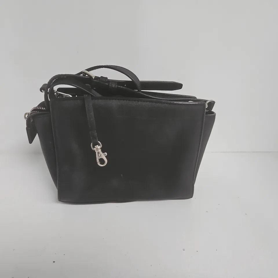 MICHAEL KORS BLACK HANDBAG