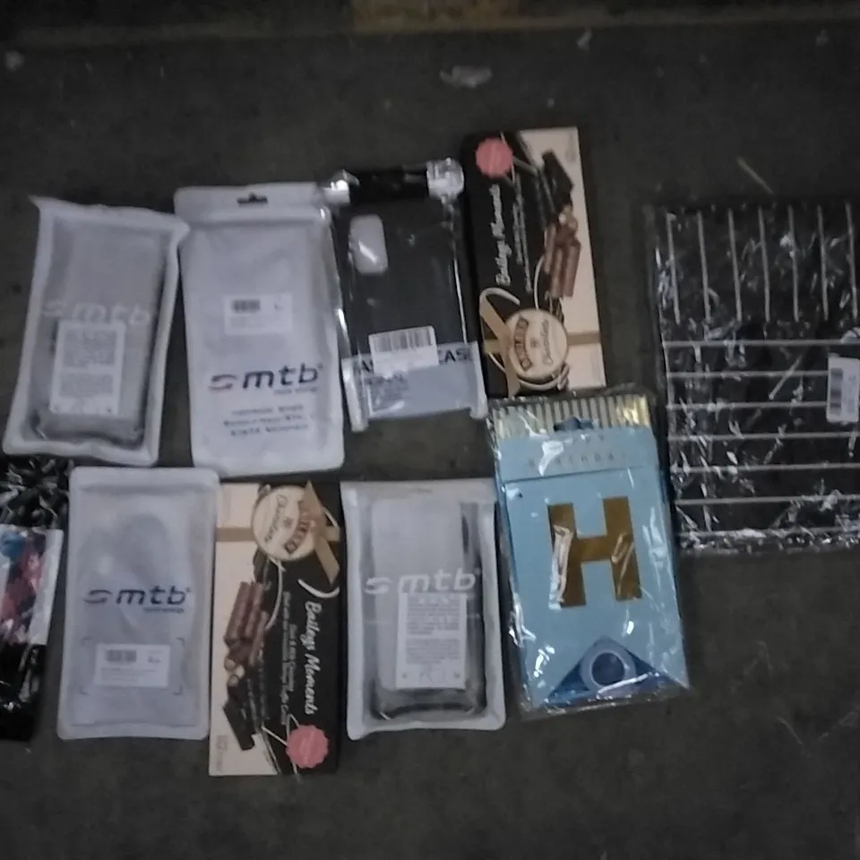 PALLET OF ASSORTED ITEMS INCLUDING SELF ADHESIVE NUMBERS, TICK REPELL SHIELD, KITCHEN APRON, BAILEYS CHOCOLATE, PARTY DECORATION SET, PHONE CASES
