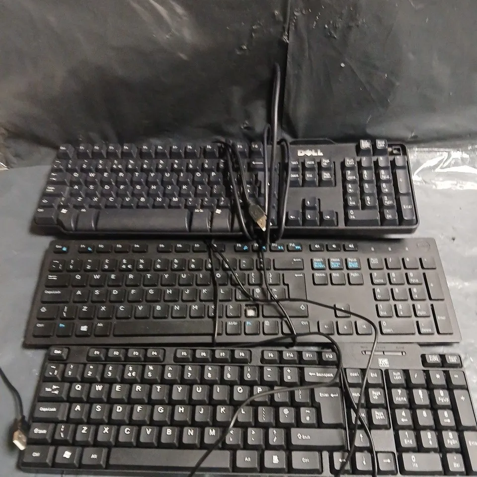 APPROXIMATELY 8 ASSORTED WIRED KEYBOARDS IN VARIOUS BRANDS 