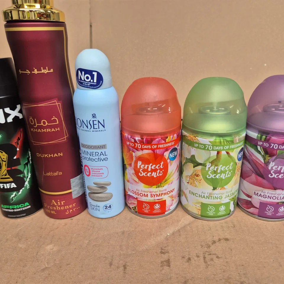APPROXIMATELY 15 ASSORTED AEROSOLS TO INCLUDE PERFECT SCENTS, LYNX AND BIOSEN