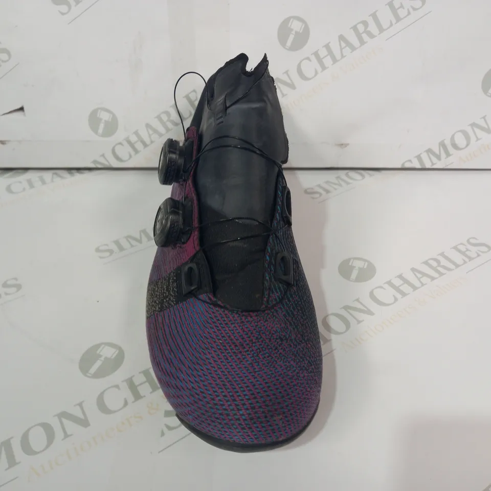 PAIR OF RAPHA CYCLING SHOES IN PURBLE/BLUE UK SIZE 8