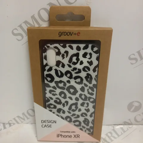 BOX OF 100 BRAND NEW BOXED GROOV-E IPHONE XR ANIMAL DESIGN PHONE CASES
