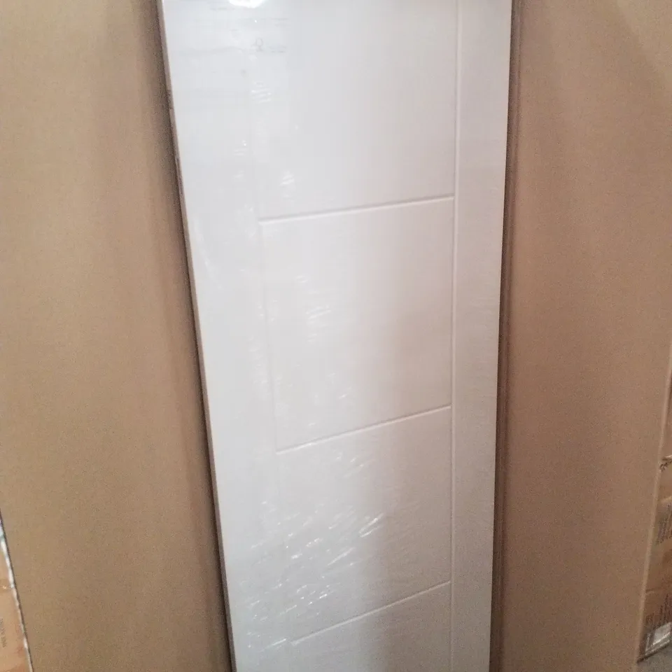 BOXED WHITE PRIMED MOULDED 4 PANEL INTERNAL DOOR APPROXIMATELY 1981×580×30MM