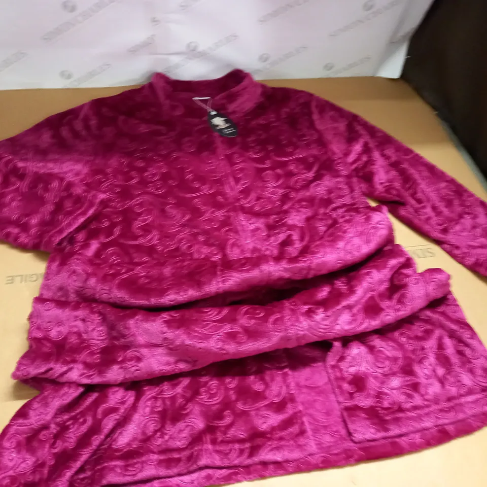 LADY OLGA PINK EMBOSSED GOWN - 14/16