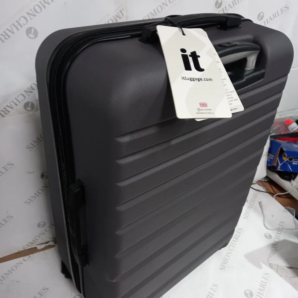 NAVIGATOR 80L GREY HARD SHELLED CASE