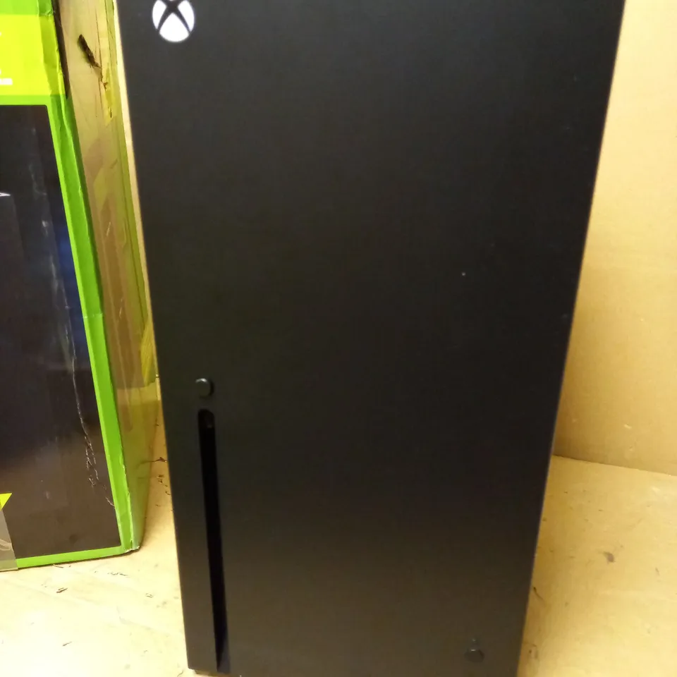 XBOX SERIES X REPLICA MINI FRIDGE THERMOELECTRIC COOLER 1.5:1