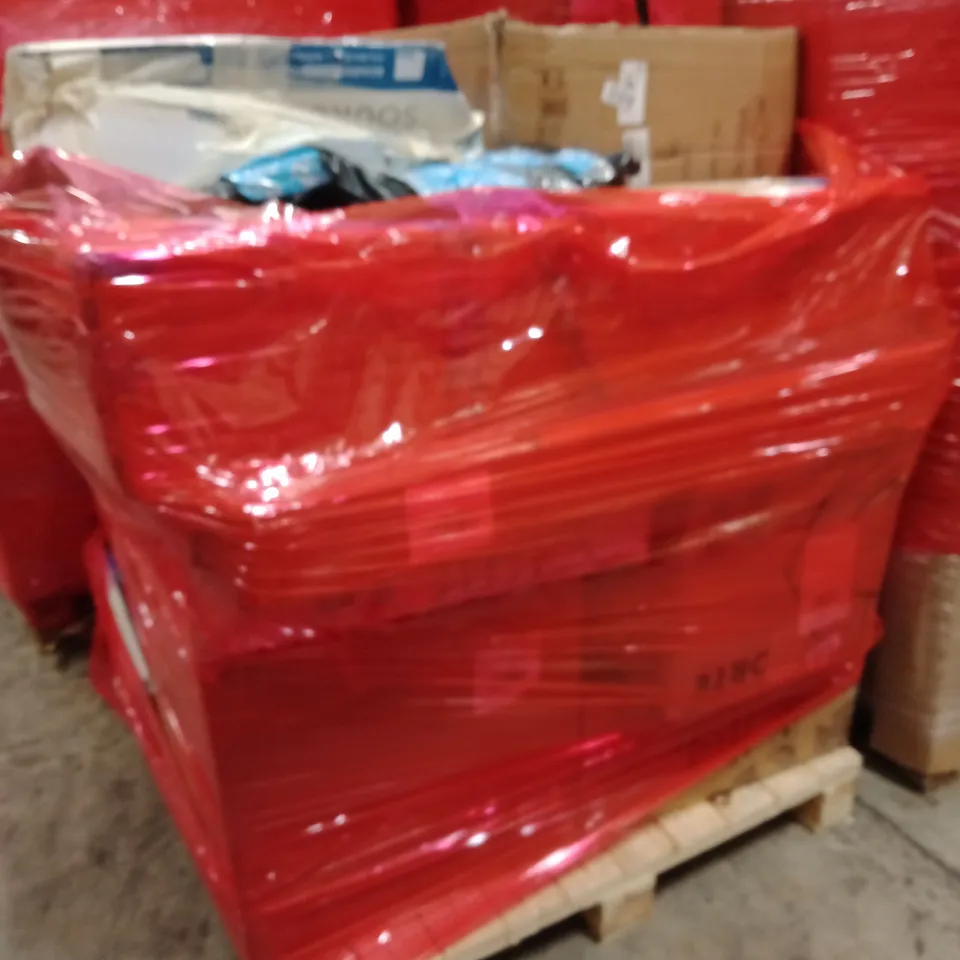 PALLET OF ASSORTED HOUSEHOLD GOODS AND PRODUCTS TO INCLUDE;FOLDING BED,POPUP CANOPY,ETC