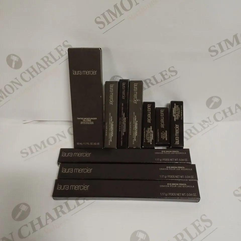 LOT OF 10 ASSORTED LAURA MERCIER BEAUTY PRODUCTS TO INCLUDE TINTED MOISTURISER, EYE BROW PENCIL, LIPSTICK, CONCEALER ETC. 