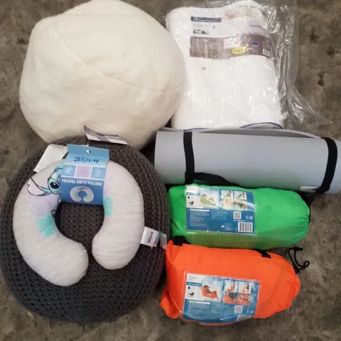 PALLET CONTAINING ASSORTED BEAN BAGS, PILLOWS, YOGA MATS & AIR LOUNGERS
