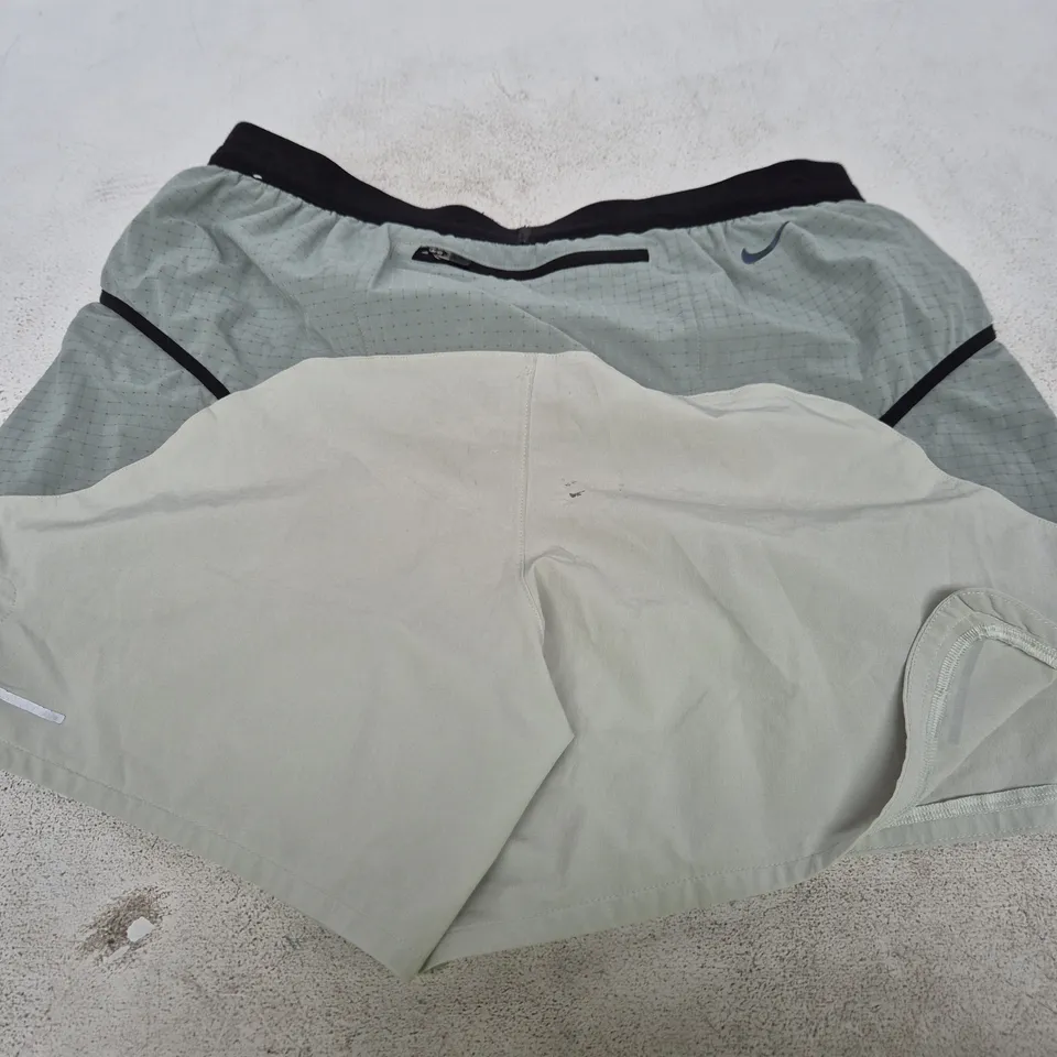 Nike Dri-FIT Shorts – Men's Grey with Black Waistband, Size M (Medium) – Drawcords, Left-Leg Swoosh