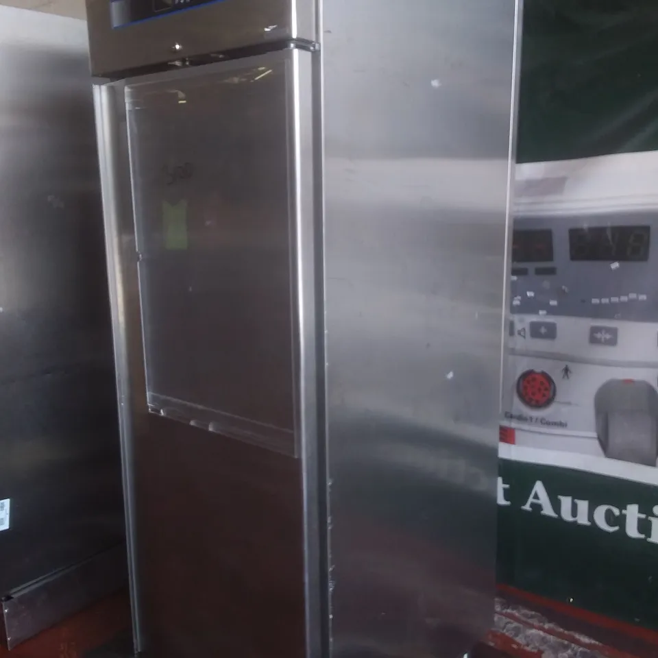 LARGE DISPLAY FRIDGE 
