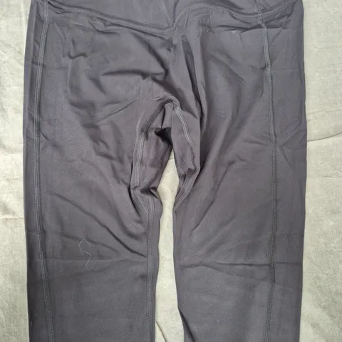 GYM SHARK CROSSOVER LEGGINGS IN BLACK SIZE LARGE