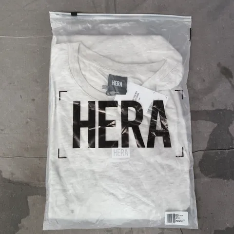 HERA MENS COLLECTIVE T-SHIRT IN GREY SIZE LARGE