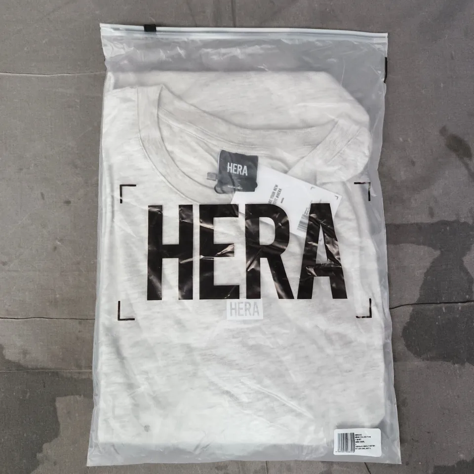 HERA MENS COLLECTIVE T-SHIRT IN GREY SIZE LARGE