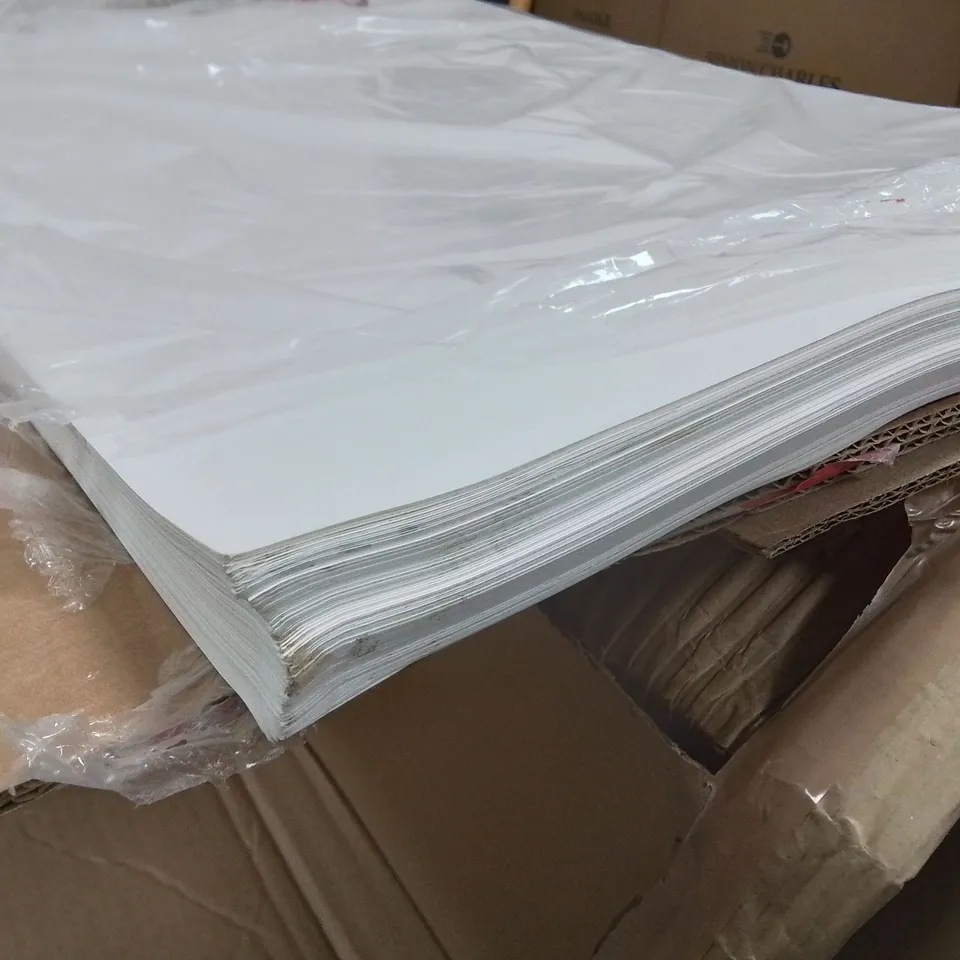 PACK OF WHITE PAPER - 84X60CM SHEET SIZE