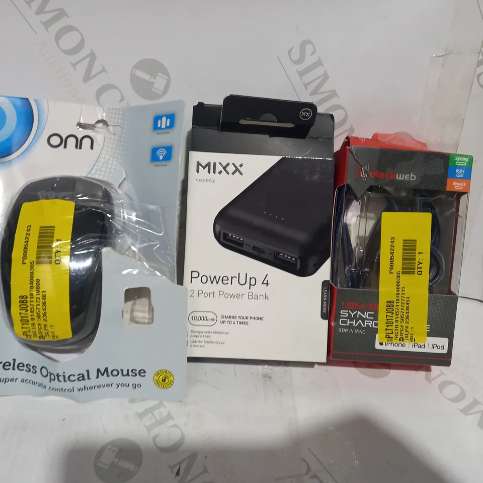 LOT OF APPROXIMATELY 20 ASSORTED HOUSEHOLD ITEMS TO INCLUDE ONN WIRELESS OPTICAL MOUSE, MIXX POWERUP 4 POWERBACK (2 PORT), BLACKWEB SYNC CHARGE CABLE, ETC