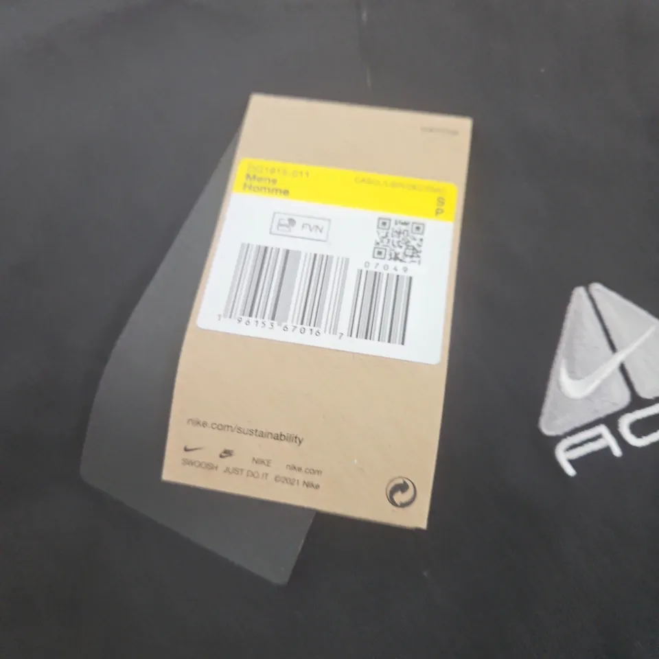 ACG NIKE DRI-FIT T-SHIRT – BLACK, SIZE S (MEN'S) – MADE IN VIETNAM