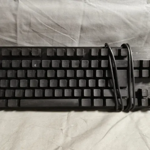 LOGITECH G413 TKL SE MECHANICAL KEYBOARD