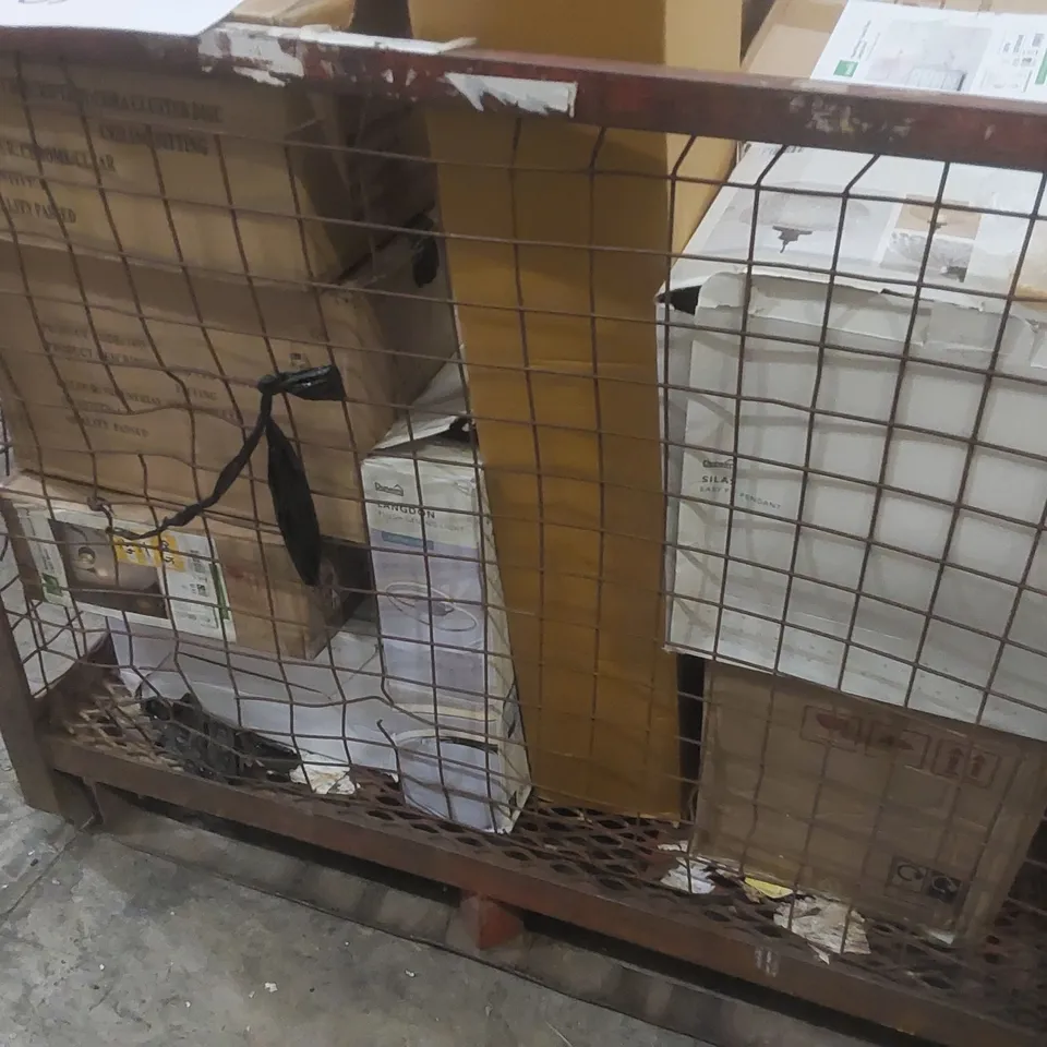METAL CAGE VERY LARGE QUANTITY OF ASSORTED DESIGNER LIGHTING PRODUCTS TO INCLUDE: JACKSON DIMMABLE FLOOR LAMP, BUMBLE PENDANT, PETAL PENDANT, SEYCHELLES CLUSTER FITTING ECT
