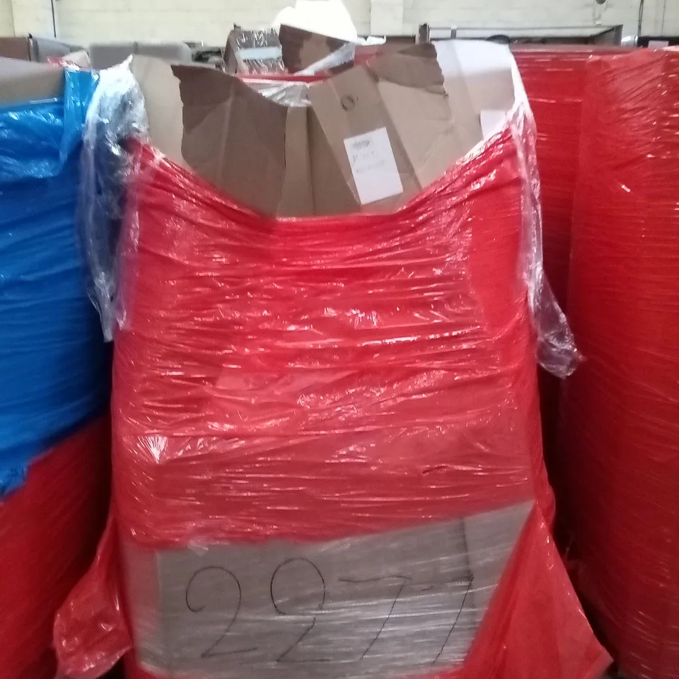 PALLET OF ASSORTED ITEMS INCLUDING BED RAIL GUARD, MULTI-FUNCTION CHARGING STATION, HOMICIDE SHOE BOX, EXTRA SELECT BARLEY STRAW, AZPTAN SOFT&WARM RUG