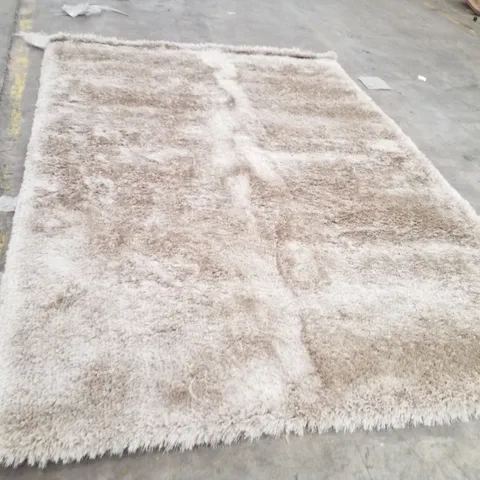 QUALITY DESIGNER AREA RUG - APPROXIMATELY 290X200CM