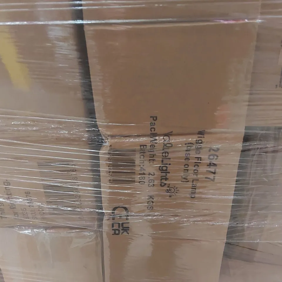 PALLET CONTAINING A VERY LARGE QUANTITY OF HOME LIGHTING PRODUCTS