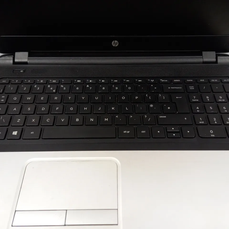 HP 350 G1 LAPTOP IN SILVER