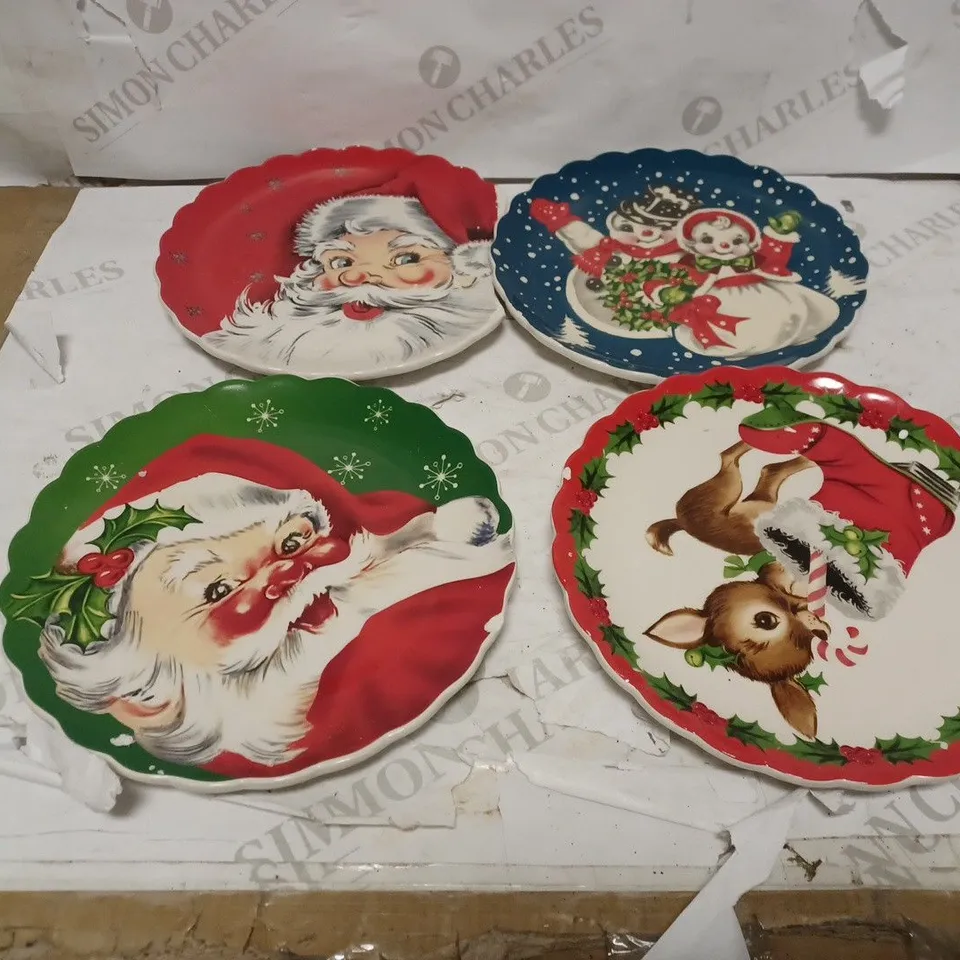 MR CHRISTMAS SET OF 4 CERAMIC NOSTALGIC RETRO PLATES