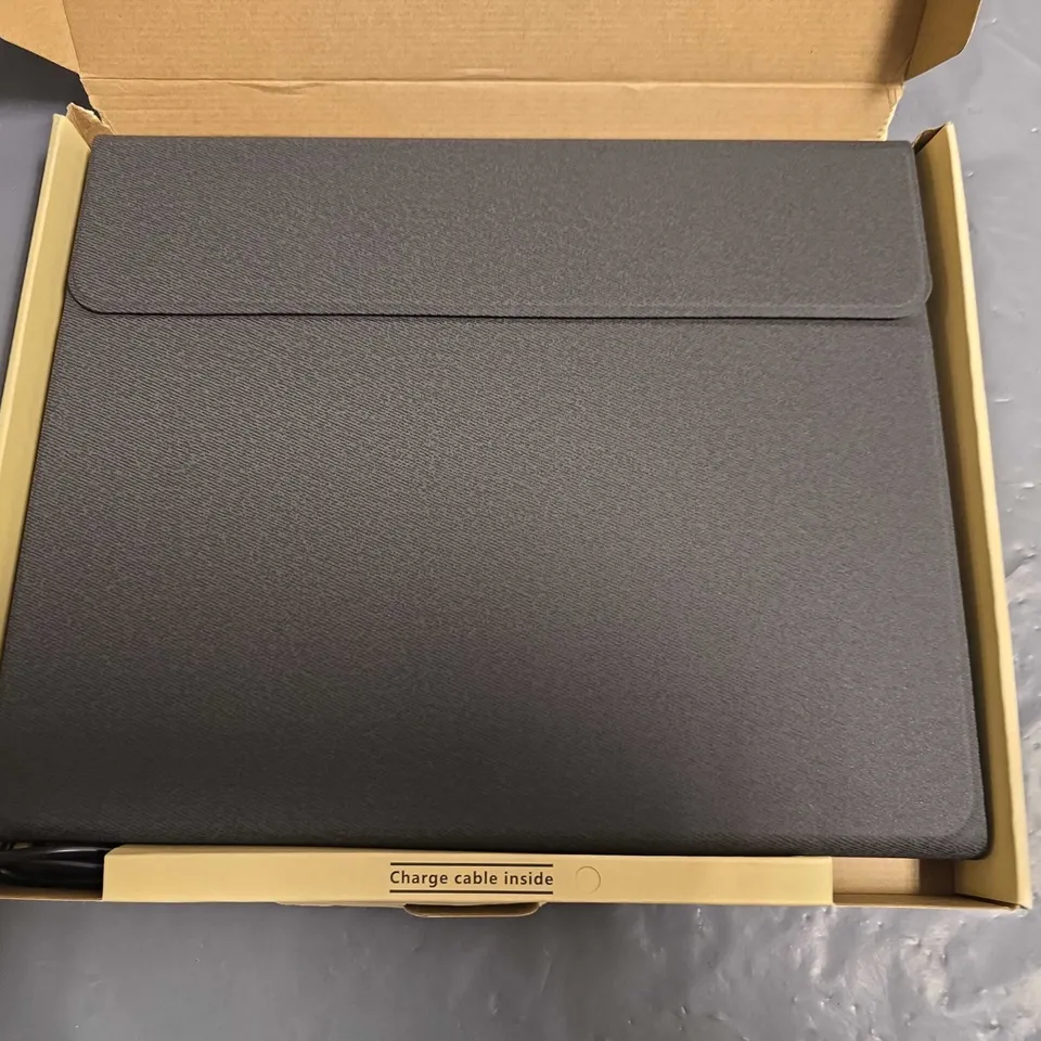 CHESONA PRO 12.9 CASE WITH KEYBOARD