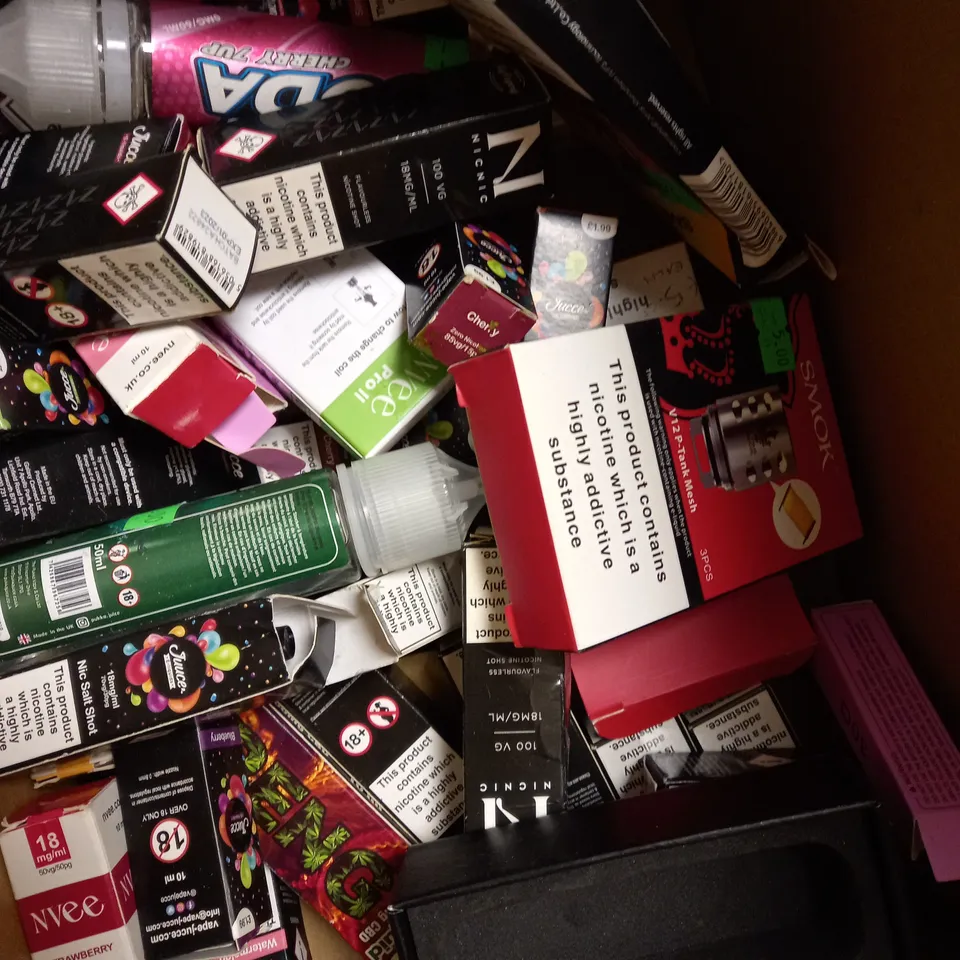 LOT OF APPROX 30 ASSORTED E-CIGARETTE LIQUIDS IN VARIOUS STRENGTHS AND FLAVOURS 