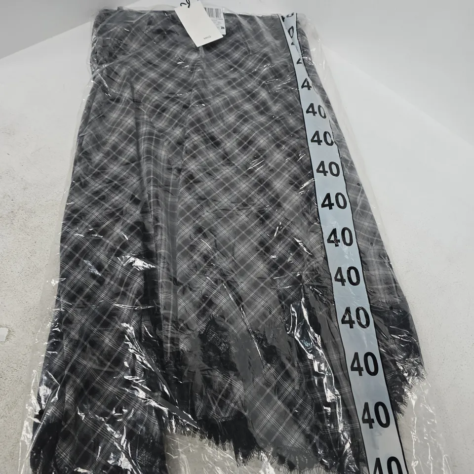 MNG WOMEN’S PLAID SKIRT – UK 12 (EU 40)