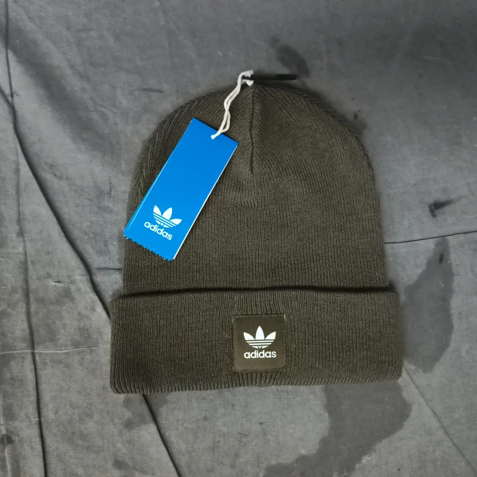 ADIDAS BEANIE HAT IN DARK OLIVE