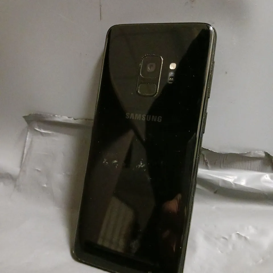 SAMSUNG GALAXY S9 SMARTPHONE IN BLACK