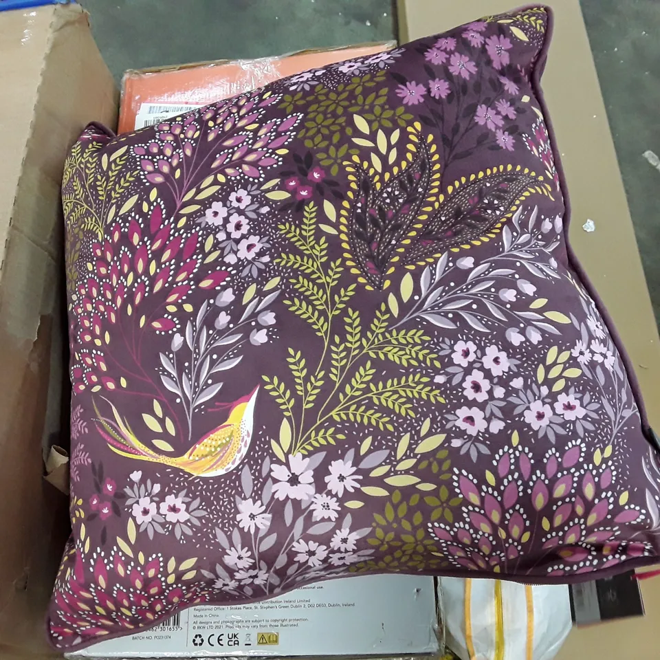 SONGBIRD PLUM 50×50CM FEATHER CUSHION