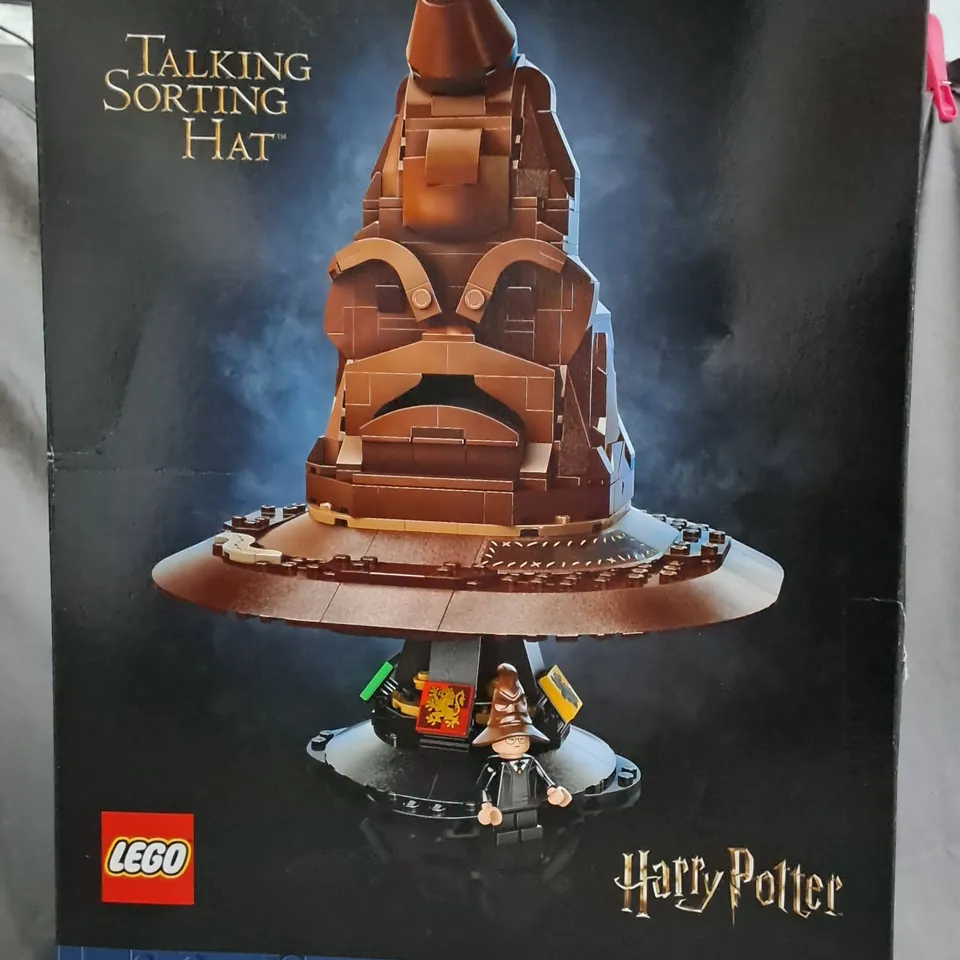 BOXED LEGO TALKING SORTING HAT 