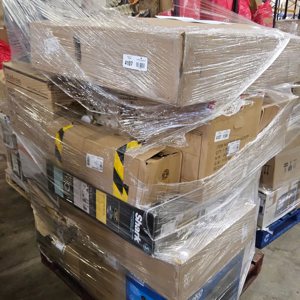 PALLET OF APPROXIMATELY 26 UNPROCESSED RAW RETURN HOUSEHOLD AND ELECTRICAL GOODS TO INCLUDE;