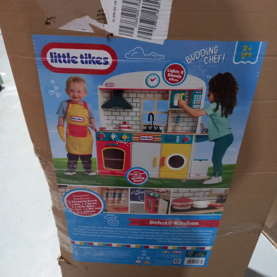 BOXED LITTLE TIKES WOODEN DELUXE KITCHEN (COLLECTION ONLY) RRP £179.99