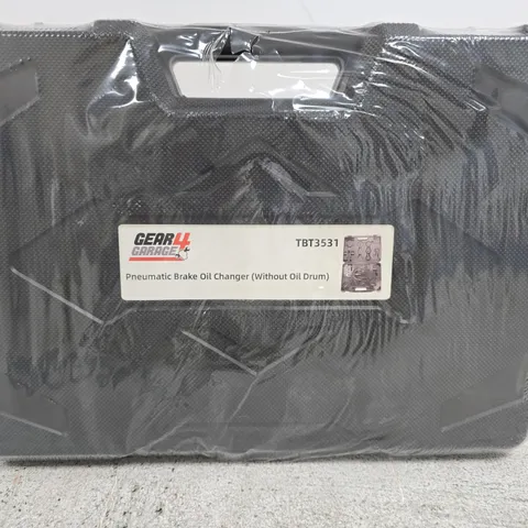 SEALED GEAR4GARAGE PNEUMATIC BRAKE OIL CHANGER (WITHOUT OIL DRUM)