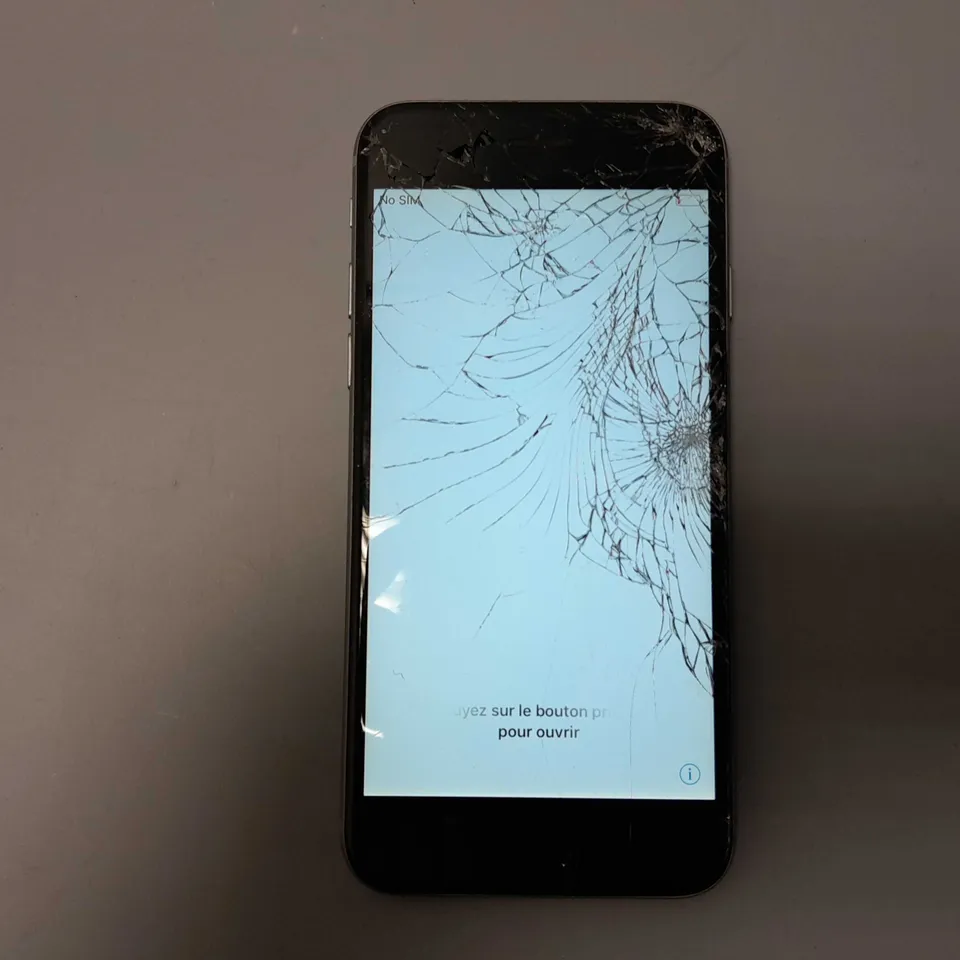 APPLE IPHONE 6 (A1586) SMARTPHONE 