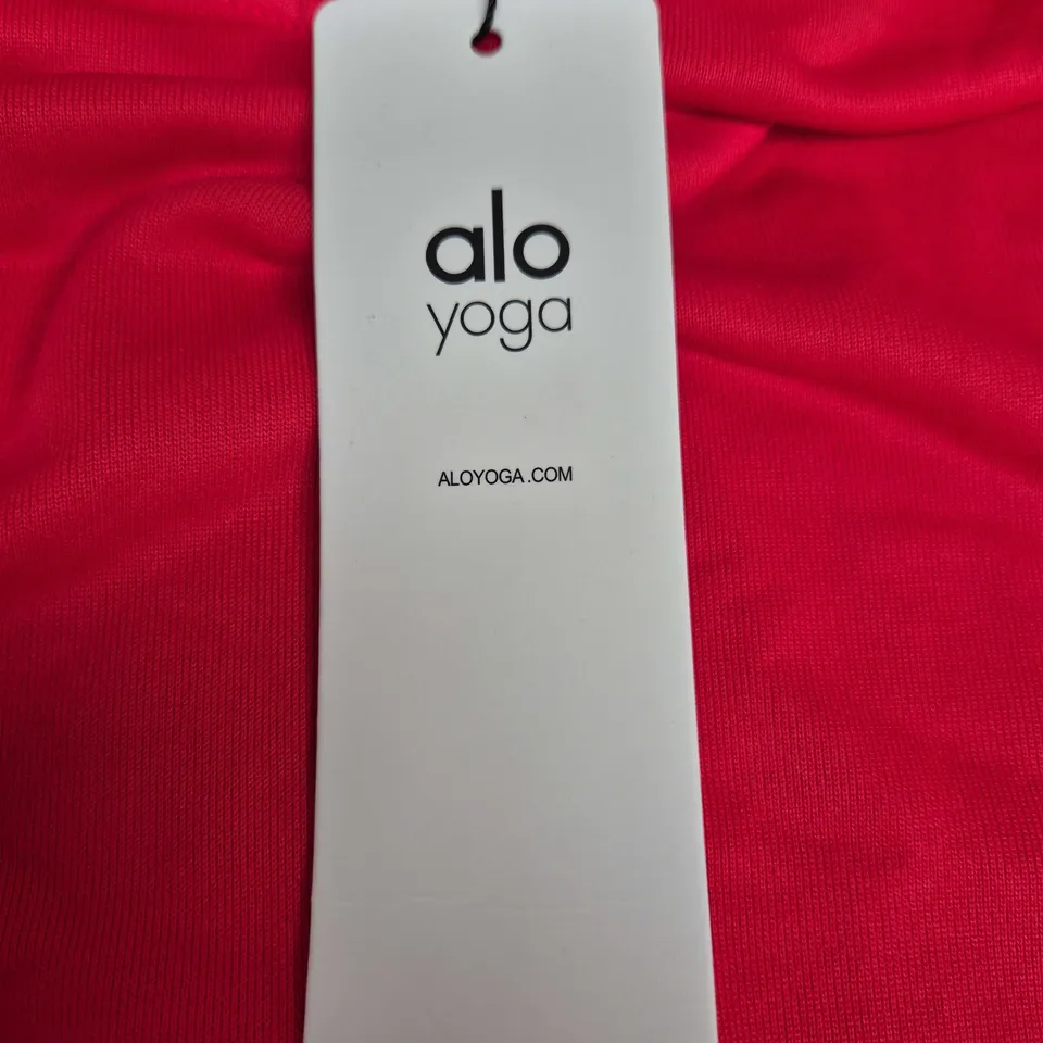 ALO YOGA WOMEN'S RED LONG-SLEEVE TOP – SIZE S – LINEN/POLYESTER