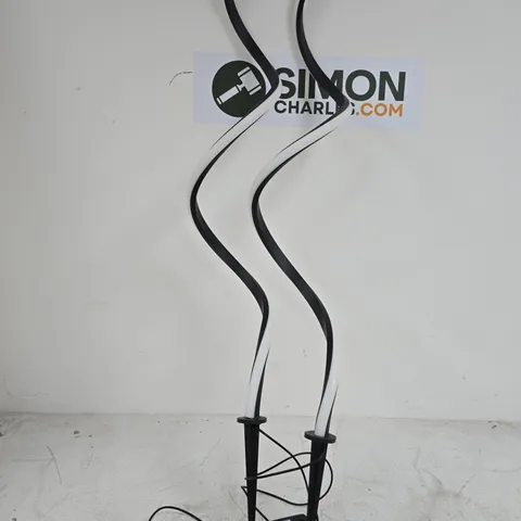 BOXED LED GARDEN LIGHTS