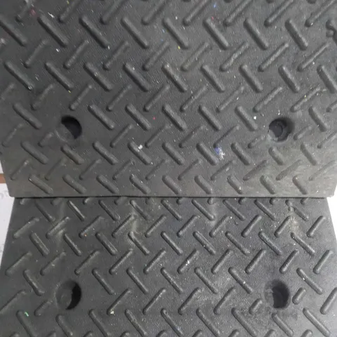 SET OF 2 CAR RAMPS / COLLECTION ONLY
