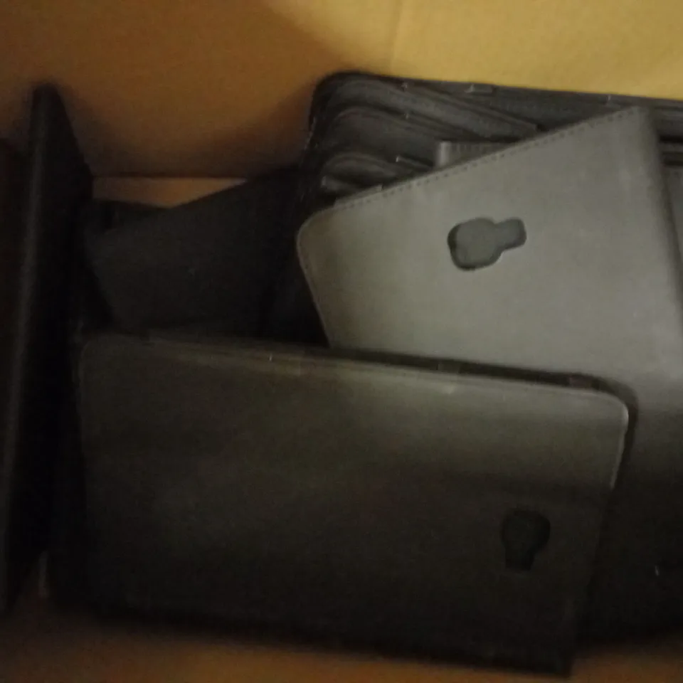 BOX OF APPROX 20 ASSORTED BLACK TABLET CASES INCLUDING OTTER BOX, IVSO AND LOGIK TABLET CASES