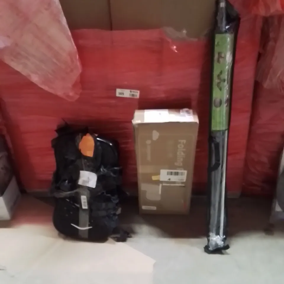 PALLET OF ASSORTED HOUSEHOLD GOODS AND PRODUCTS TO INCLUDE;VIBRATION PLATE,PLAYMAT,KITE