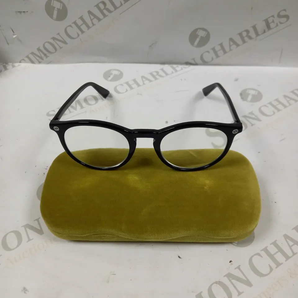 GUCCI GG121O ROUND FRAMED PRESCRIPTION GLASSES 