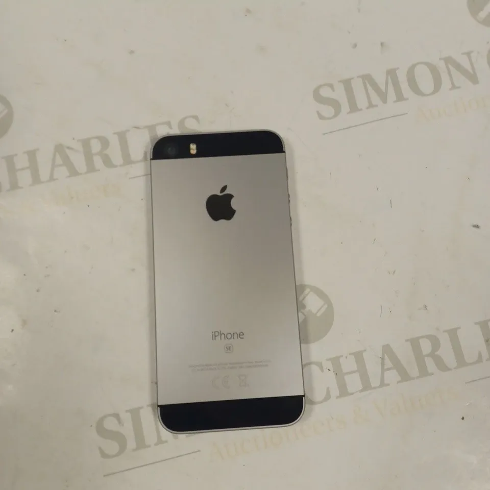 APPLE IPHONE SE SMARTPHONE 